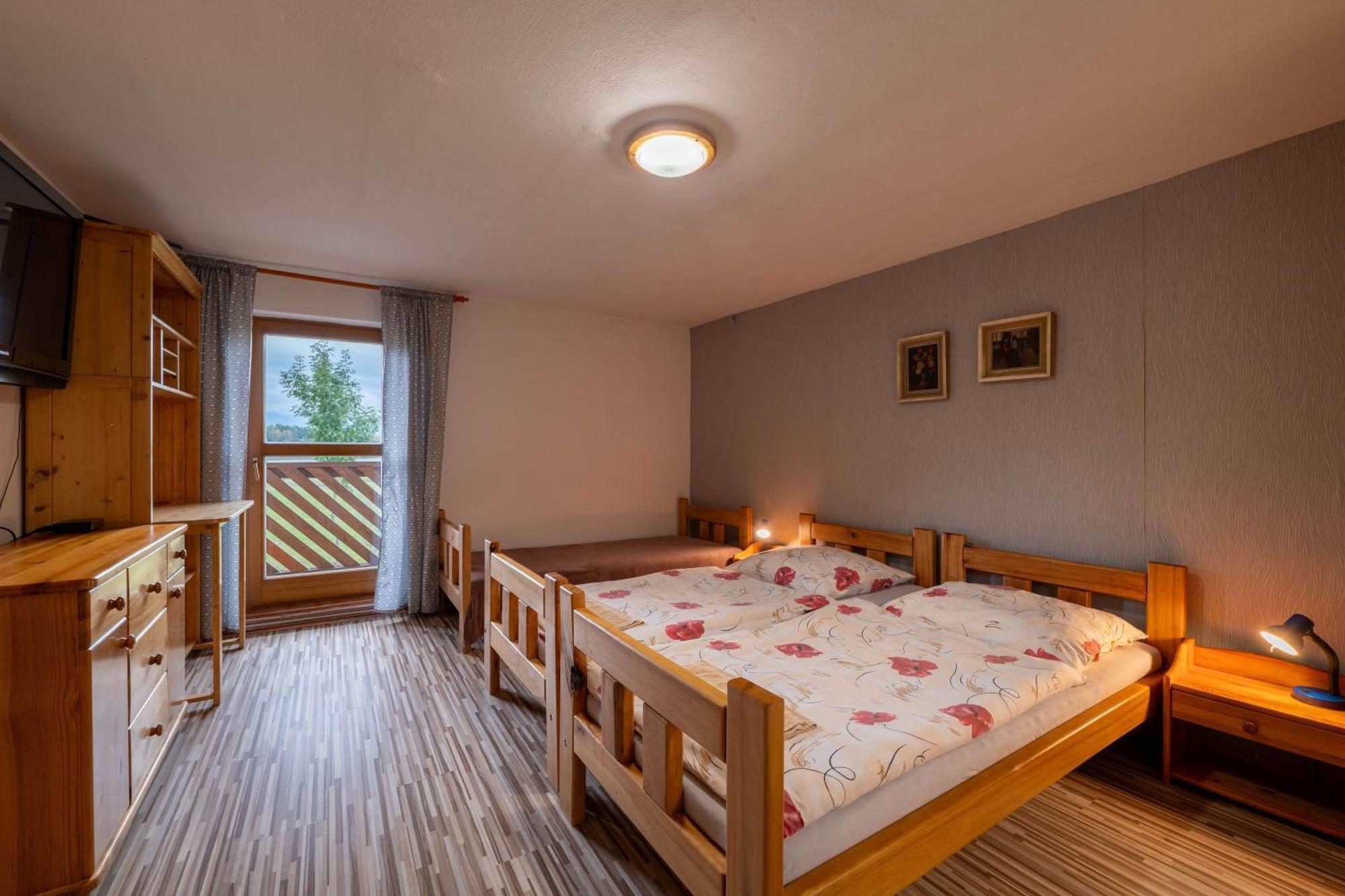 Vila Bobrik - Liptovska Mara Bobrovnik Kültér fotó